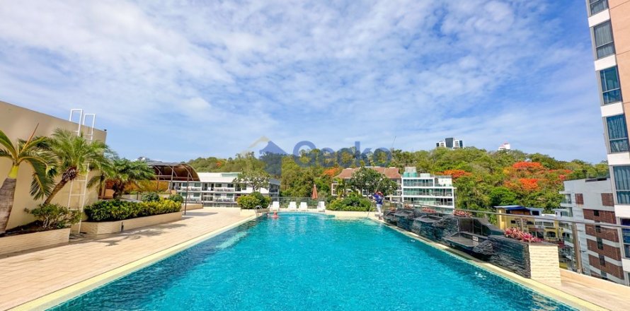 Studio in the Condo in Pattaya, Thailand № 209446