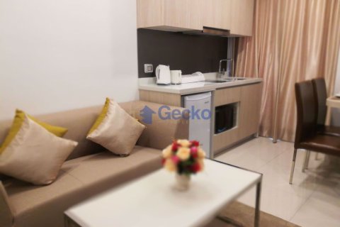 Condo in Pattaya, Thailand, 1 bedroom № 209445 - photo 3