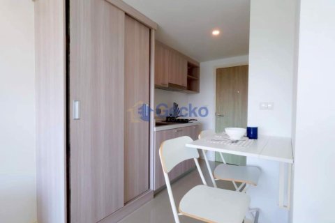 Estudio en el condominio en Pattaya, Tailandia № 209442 - foto 12