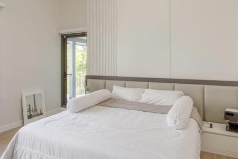 House in Bang Khun Thian, Bangkok, Thailand 4 bedrooms № 164676 - photo 13