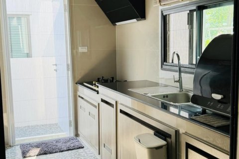 House in Bang Khun Thian, Bangkok, Thailand 4 bedrooms № 164676 - photo 8