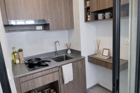 Condo in Bang Kapi, Bangkok, Thailand, 2 bedrooms  № 164674 - photo 2