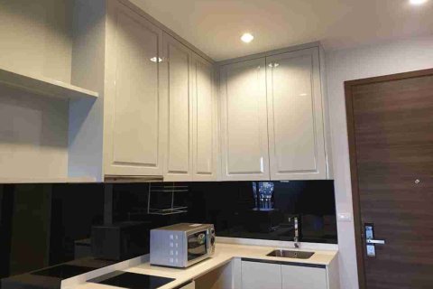 Condo in Thonburi, Bangkok, Thailand, 1 bedroom  № 183604 - photo 8