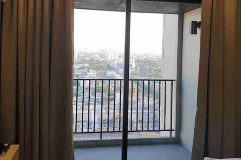 Condo in Thonburi, Bangkok, Thailand, 1 bedroom  № 183604 - photo 10