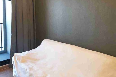 Condo in Thonburi, Bangkok, Thailand, 1 bedroom  № 183604 - photo 5
