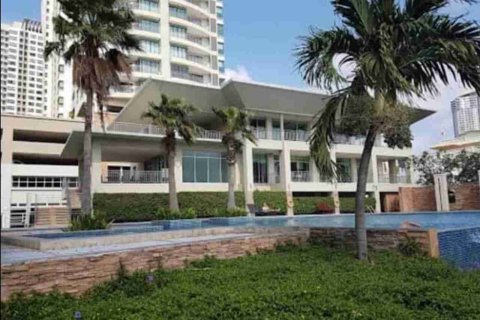 Condo in Thonburi, Bangkok, Thailand, 1 bedroom  № 183600 - photo 8