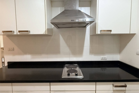 Condo in Bangkok, Thailand, 1 bedroom  № 199823 - photo 6