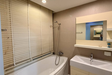 Condo in Bangkok, Thailand, 1 bedroom  № 199823 - photo 9