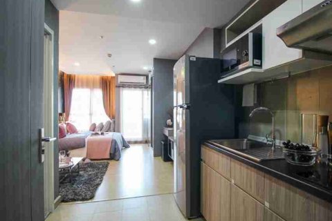 Studio dans le Condo à Bangkok, Thaïlande № 208856 - photo 13
