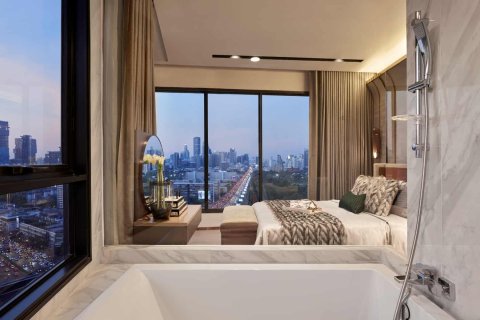 Condo in Bangkok, Thailand, 3 bedrooms  № 166096 - photo 2