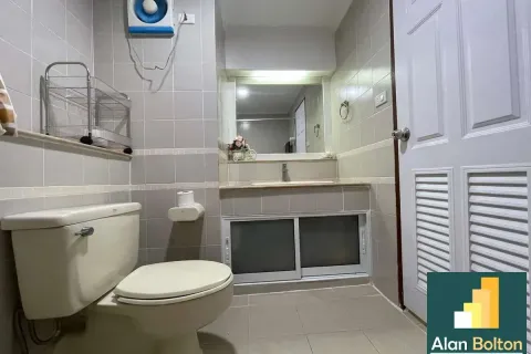 Estudio en el condominio en Jomtien Beach, Pattaya, Tailandia № 210772 - foto 10