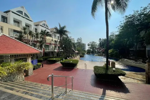 Estudio en el condominio en Jomtien Beach, Pattaya, Tailandia № 210772 - foto 22