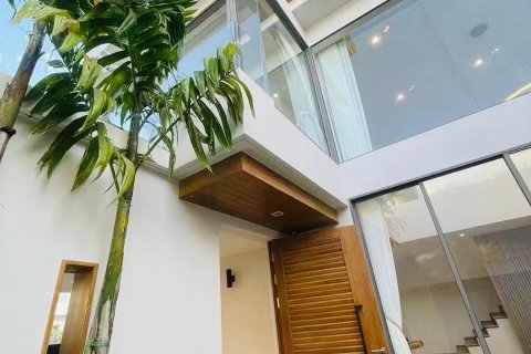 Villa in Phuket, Thailand 3 bedrooms № 163387 - photo 11