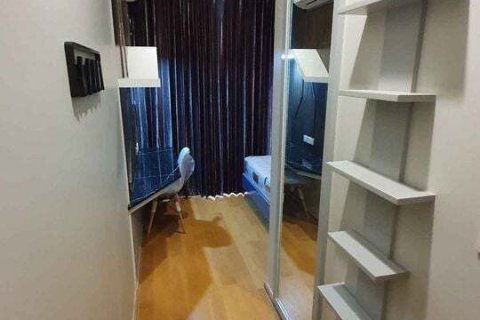 Condo à Bang Rak, Bangkok, Thaïlande, 2 chambres  № 163386 - photo 11