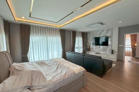 Дом в Фаси Чароене, Бангкок, Таиланд с 4 спальнями  № 153689 - фото 12