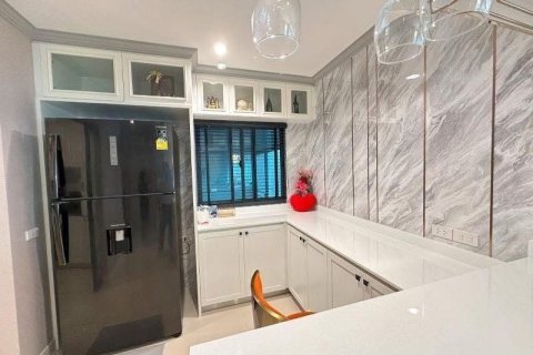 Дом в Фаси Чароене, Бангкок, Таиланд с 4 спальнями  № 153689 - фото 8