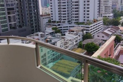 Condo à Watthana, Bangkok, Thaïlande, 2 chambres  № 153685 - photo 10