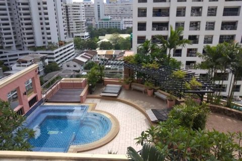 Condo à Watthana, Bangkok, Thaïlande, 2 chambres  № 153685 - photo 11