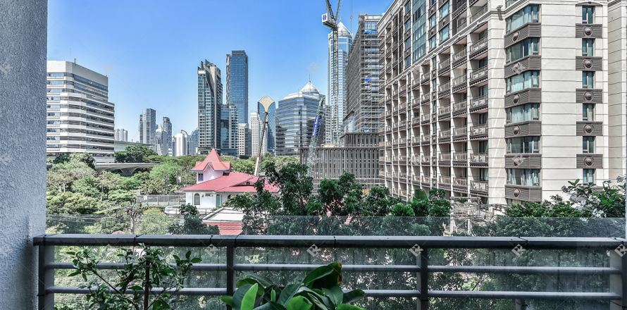 Condo in Bangkok, Thailand, 3 bedrooms № 189870