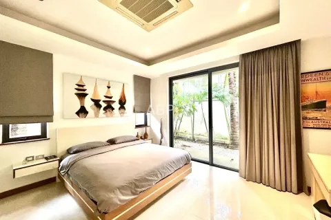Casa de 3 dormitorios en Pattaya, Tailandia № 211153 - foto 10