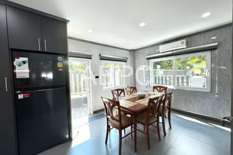 Casa de 9 dormitorios en Pattaya, Tailandia № 211154 - foto 10