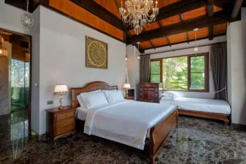 Villa in Phuket, Thailand 5 bedrooms № 156334 - photo 9