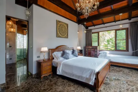 Villa in Phuket, Thailand 5 bedrooms № 156334 - photo 8