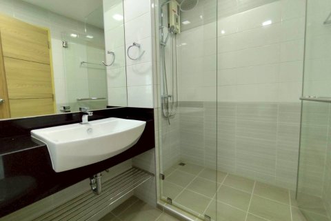 Студия в кондо в Паттайе, Таиланд № 156339 - фото 12