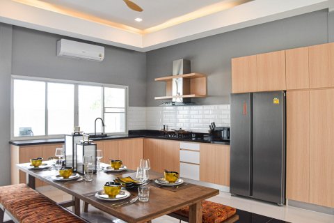 Maison à Bang Lamung, Thaïlande 3 chambres № 156337 - photo 11