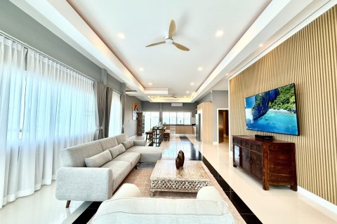 Maison à Bang Lamung, Thaïlande 3 chambres № 156337 - photo 6