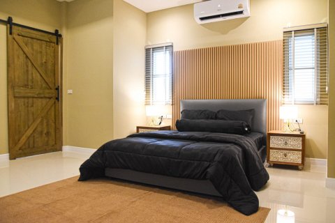 Maison à Bang Lamung, Thaïlande 3 chambres № 156337 - photo 20