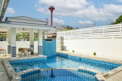 Maison à Bang Lamung, Thaïlande 3 chambres № 156337 - photo 6