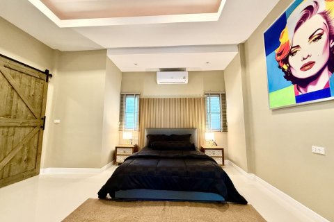 Maison à Bang Lamung, Thaïlande 3 chambres № 156337 - photo 17