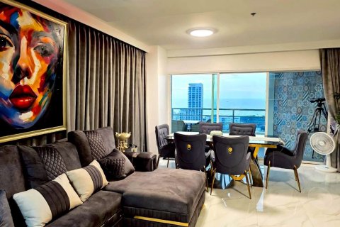 Condo in Pattaya, Thailand, 1 bedroom  № 156340 - photo 4