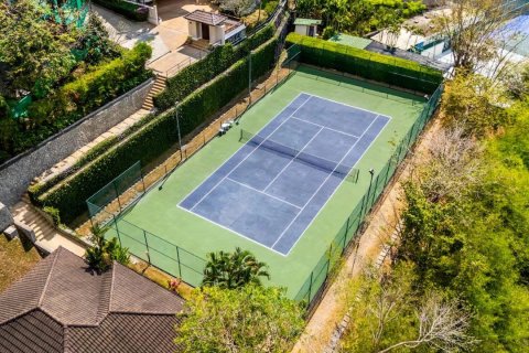 Villa in Phuket, Thailand 6 bedrooms № 156335 - photo 6