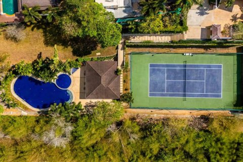 Villa in Phuket, Thailand 6 bedrooms № 156335 - photo 5
