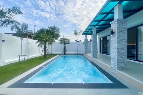 Maison à Bang Lamung, Thaïlande 3 chambres № 156336