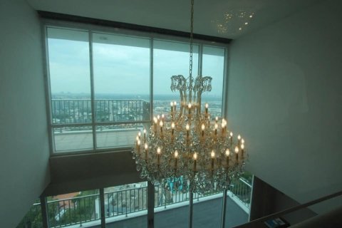 Кондоминиум с 4 спальнями в Бангкоке, Таиланд № 143548 - фото 7