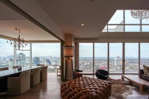 Кондоминиум с 4 спальнями в Бангкоке, Таиланд № 143548 - фото 1