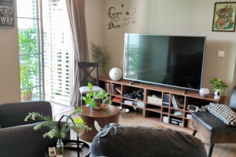 Condo in Bangkok, Thailand, 2 bedrooms  № 143550 - photo 1