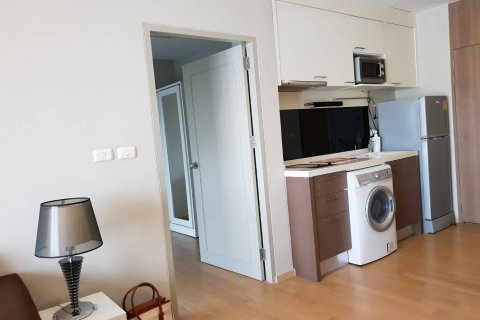 Кондоминиум с 1 спальней в Бангкоке, Таиланд № 143552 - фото 5