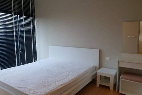 Кондоминиум с 1 спальней в Бангкоке, Таиланд № 143552 - фото 11