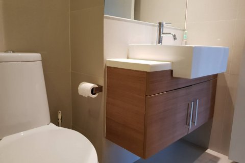 Кондоминиум с 1 спальней в Бангкоке, Таиланд № 143552 - фото 9