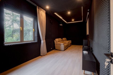 Villa in Phuket, Thailand 4 bedrooms № 162050 - photo 9