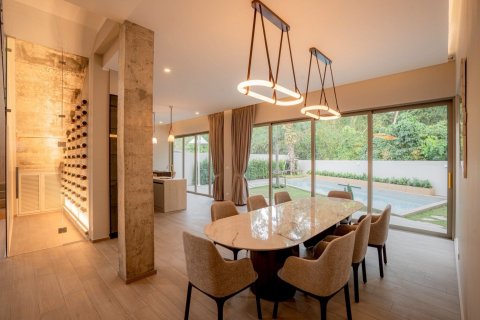 Villa in Phuket, Thailand 4 bedrooms № 162050 - photo 7