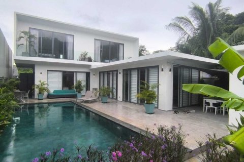Villa in Phuket, Thailand 3 bedrooms № 162049