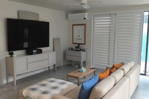 Villa in Phuket, Thailand 3 bedrooms № 162049 - photo 10