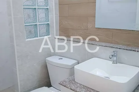 Casa de 2 dormitorios en Pattaya, Tailandia № 211377 - foto 10