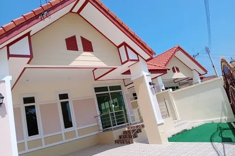 Casa de 2 dormitorios en Pattaya, Tailandia № 211377 - foto 11