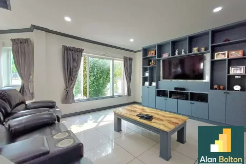 Casa de 3 dormitorios en Pattaya, Tailandia № 211378 - foto 8